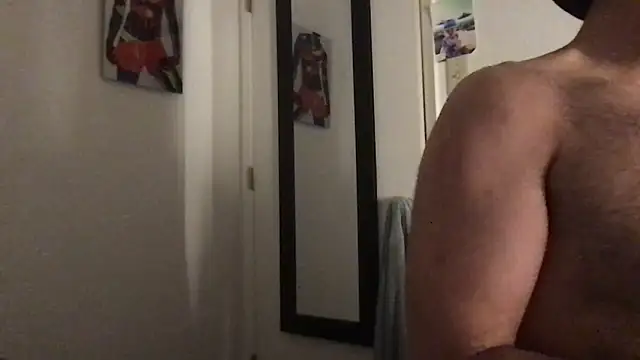 Snapshot of tongueyoudeep chatting on March 7, 3:40 am tongueyoudeep online show from March 7, 3:40 am