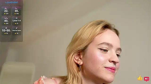 Snapshot of lolly_pie chatting on February 28, 4:20 pm lolly pie online show from February 28, 4:20 pm