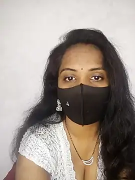 Snapshot of Choclet_bhabhi chatting on January 2, 7:55 am Choclet bhabhi online show from January 2, 7:55 am