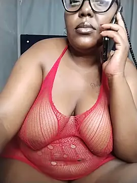 CHERRYYUMMY online show from May 3, 9:32 pm