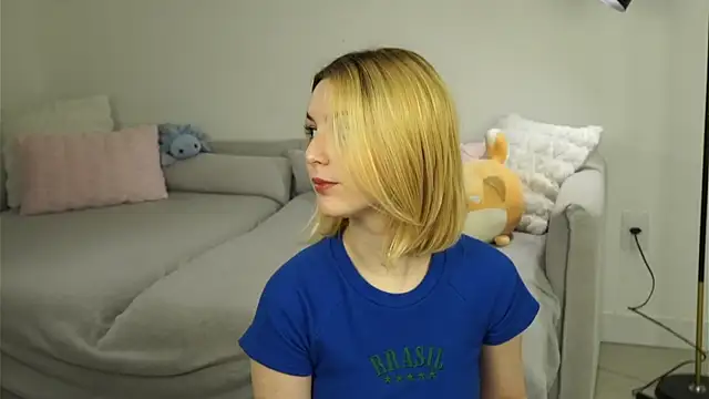 cloesweetdreams online show from June 30, 2:56 am