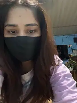 Black Glow online show from March 7, 2:01 pm