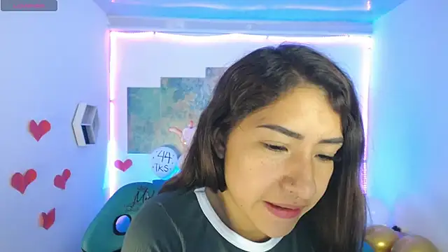 Snapshot of Sofi_hot_4m chatting on February 26, 1:30 pm Sofi hot 4m online show from February 26, 1:30 pm