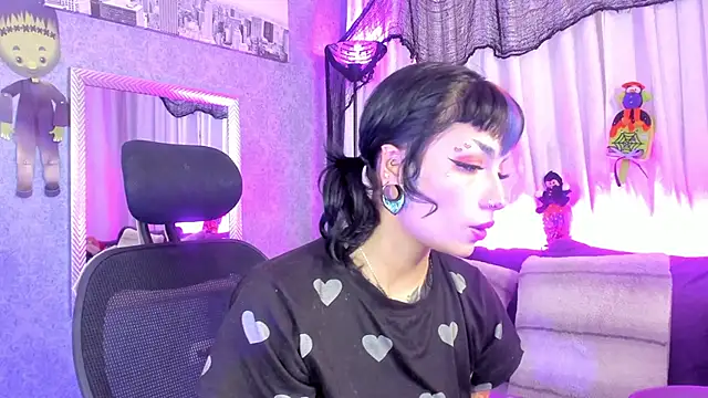 Snapshot of _mamush chatting on October 27, 2:43 pm mamush online show from October 27, 2:43 pm