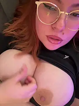 SoshyBaby online show from March 19, 9:58 pm