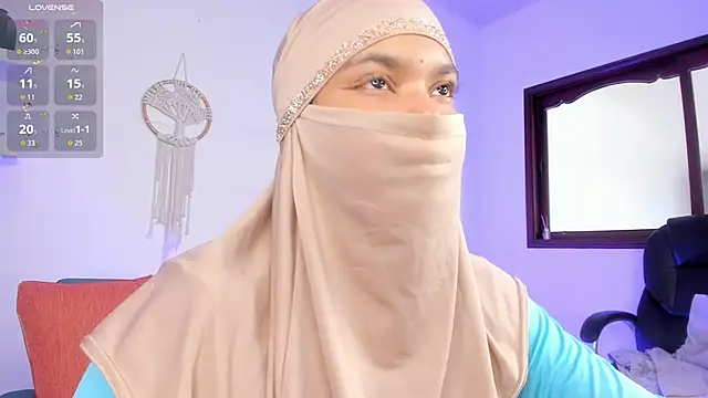 Snapshot of saray_halam chatting on September 23, 6:11 pm saray halam online show from September 23, 6:11 pm