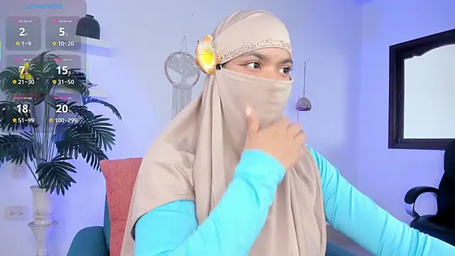 Snapshot of saray_halam chatting on September 27, 6:02 pm saray halam online show from September 27, 6:02 pm