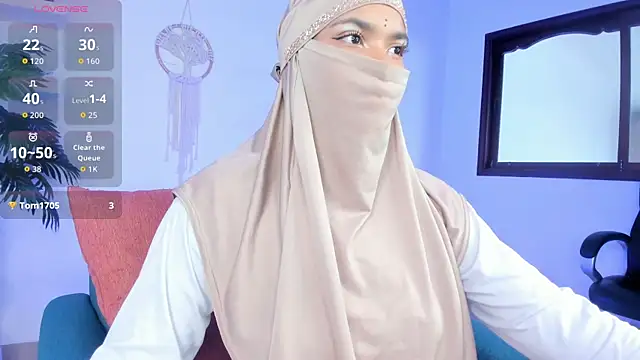 Snapshot of saray_halam chatting on October 14, 6:20 pm saray halam online show from October 14, 6:20 pm