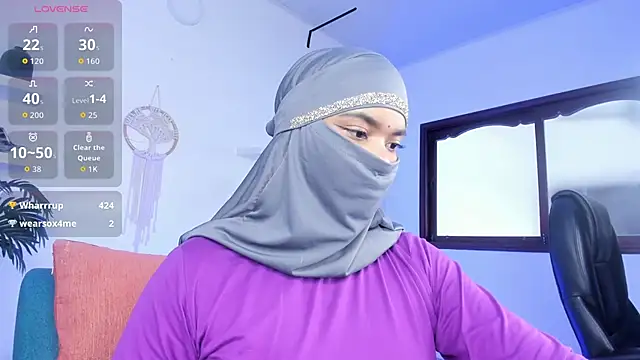 Snapshot of saray_halam chatting on October 20, 6:08 pm saray halam online show from October 20, 6:08 pm