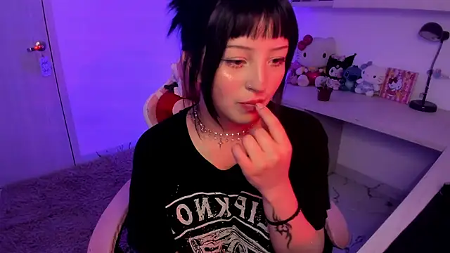 Francesca1  online show from January 30, 9:47 pm
