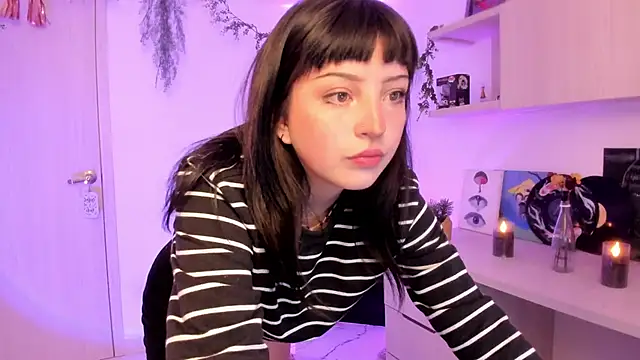 Francesca1  online show from March 21, 5:54 am