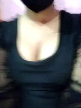 Shivani Tivari online show from December 11, 7:14 pm