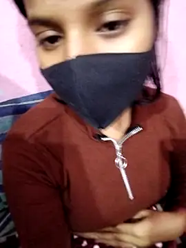 Shivani Tivari online show from December 28, 6:18 pm