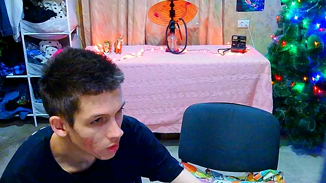 Snapshot of Ivy_Lester chatting on December 23, 9:08 pm Ivy Lester online show from December 23, 9:08 pm
