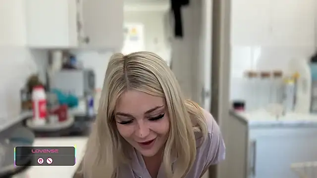 blairbella online show from September 22, 7:54 am