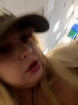 blairbella online show from April 1, 1:41 pm