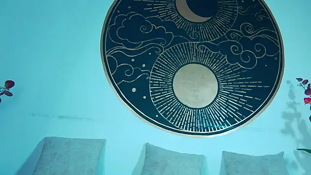 Snapshot of Lunamistyc chatting on September 18, 7:27 pm Lunamistyc online show from September 18, 7:27 pm