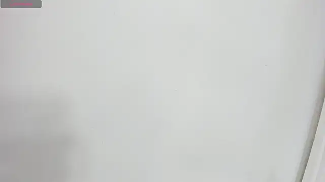 Snapshot of ariana_crazzy chatting on January 8, 9:34 pm ariana crazzy online show from January 8, 9:34 pm
