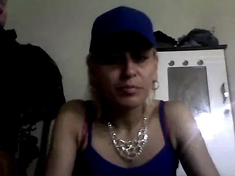 Snapshot of ariana_crazzy chatting on February 20, 4:39 am ariana crazzy online show from February 20, 4:39 am