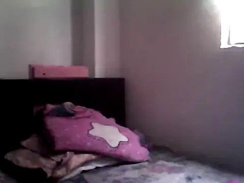Snapshot of ariana_crazzy chatting on March 1, 4:22 pm ariana crazzy online show from March 1, 4:22 pm