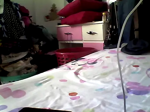 ariana crazzy online show from November 20, 3:12 pm