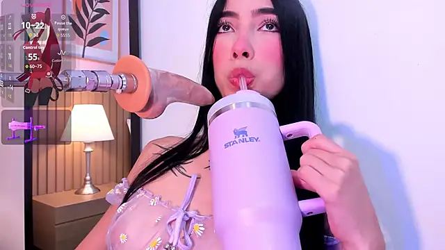 sexy mich 18 online show from March 7, 7:44 pm