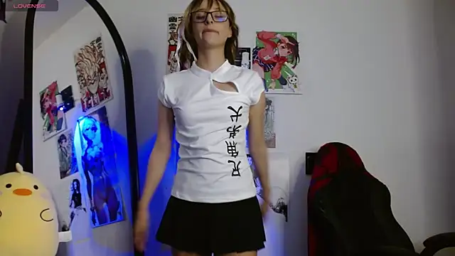 Snapshot of CelesteAyase chatting on April 26, 2:42 am CelesteAyase online show from April 26, 2:42 am