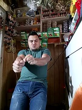 TheBriiaand30 online show from November 1, 7:49 pm