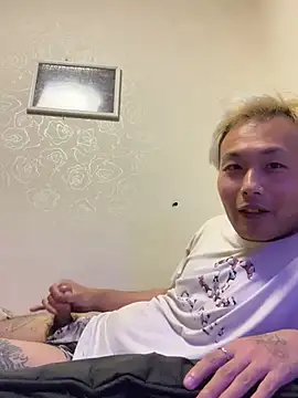 Snapshot of kouji8800 chatting on January 28, 12:32 pm kouji8800 online show from January 28, 12:32 pm