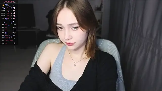 SweetLinaa online show from March 4, 6:03 pm