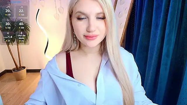 Snapshot of Evacadooo chatting on February 4, 2:06 am Evacadooo online show from February 4, 2:06 am