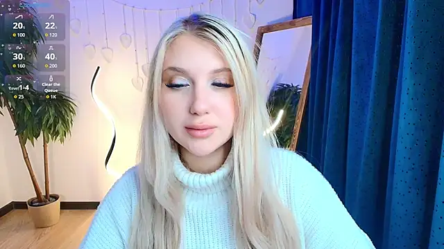 Snapshot of Evacadooo chatting on February 5, 2:16 am Evacadooo online show from February 5, 2:16 am