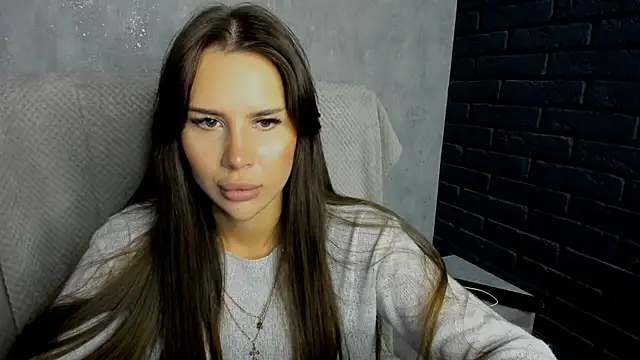 Snapshot of SuraMune chatting on February 21, 5:36 pm SuraMune online show from February 21, 5:36 pm