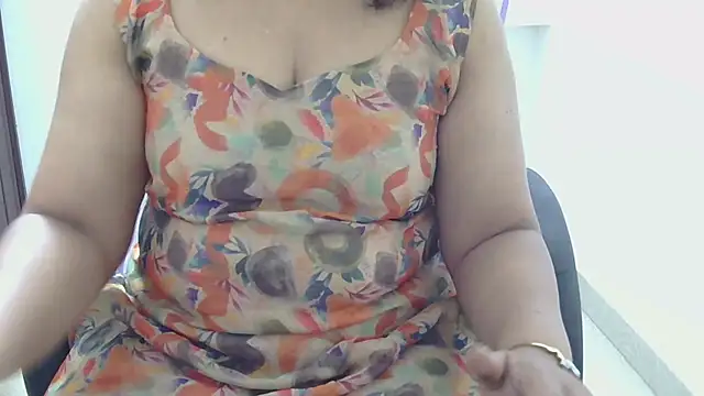 Snapshot of indian_anu_mallu chatting on October 20, 7:42 am indian anu mallu online show from October 20, 7:42 am