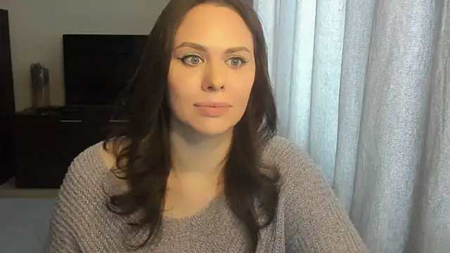 Snapshot of MollyCheiz chatting on February 19, 11:28 am MollyCheiz online show from February 19, 11:28 am