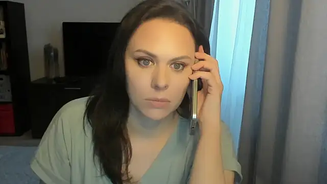 Snapshot of MollyCheiz chatting on March 15, 3:40 pm MollyCheiz online show from March 15, 3:40 pm