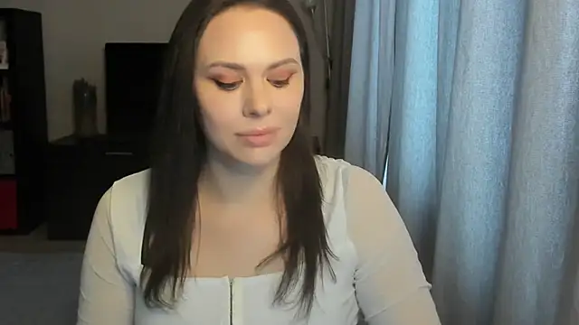 Snapshot of MollyCheiz chatting on March 23, 2:54 pm MollyCheiz online show from March 23, 2:54 pm