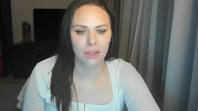 Snapshot of MollyCheiz chatting on March 27, 7:13 pm MollyCheiz online show from March 27, 7:13 pm