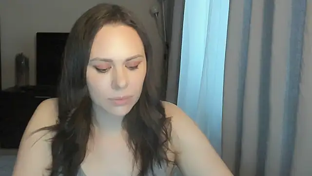 Snapshot of MollyCheiz chatting on April 2, 4:37 pm MollyCheiz online show from April 2, 4:37 pm