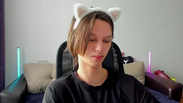 Ostin meow online show from March 6, 8:44 am