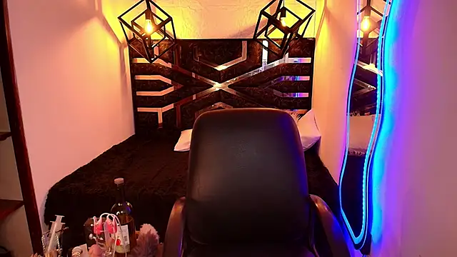 scarleth blue online show from March 21, 8:19 am