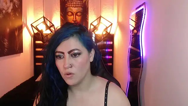 scarleth blue online show from May 1, 3:00 am