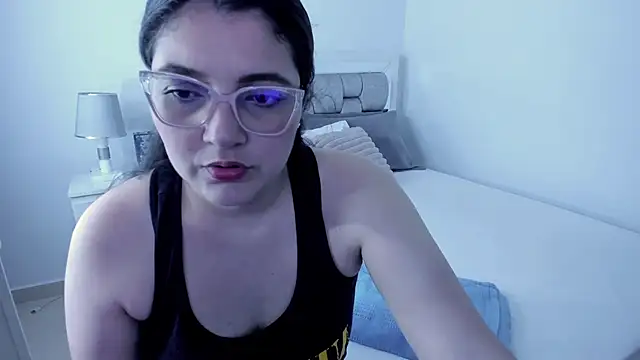 Camilaa bueno online show from March 14, 1:12 am