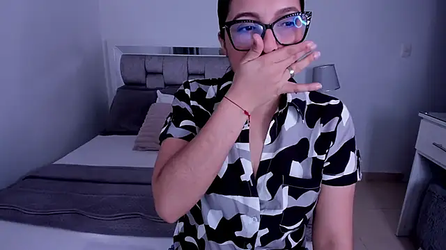 Camilaa bueno online show from May 16, 10:52 pm