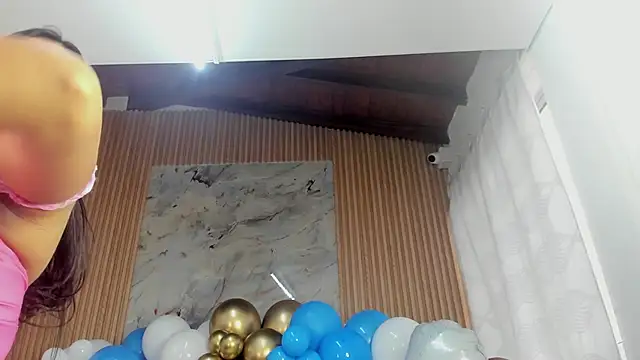 Snapshot of Any_topless chatting on September 25, 11:03 am Any topless online show from September 25, 11:03 am