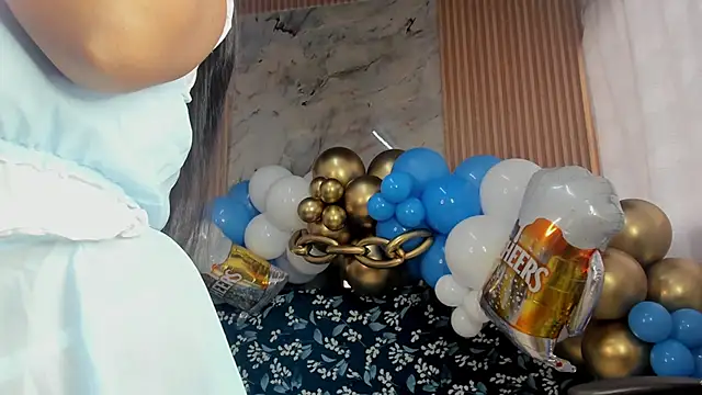 Snapshot of Any_topless chatting on September 26, 11:03 am Any topless online show from September 26, 11:03 am