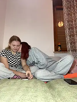 ella grays online show from October 15, 6:19 pm