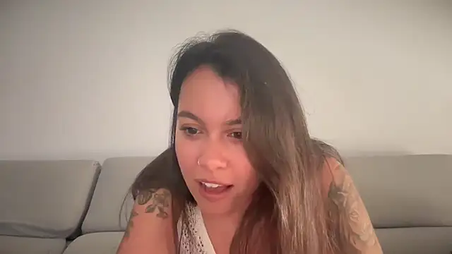Snapshot of AmaraBella69 chatting on October 23, 9:08 am AmaraBella69 online show from October 23, 9:08 am