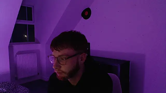 Snapshot of PrettyGinger chatting on January 22, 5:49 pm PrettyGinger online show from January 22, 5:49 pm