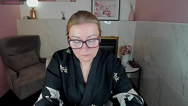 AlexandraKind online show from January 31, 12:17 am